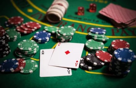 Pemain menikmati game meja di platform pam4d dengan layanan profesional